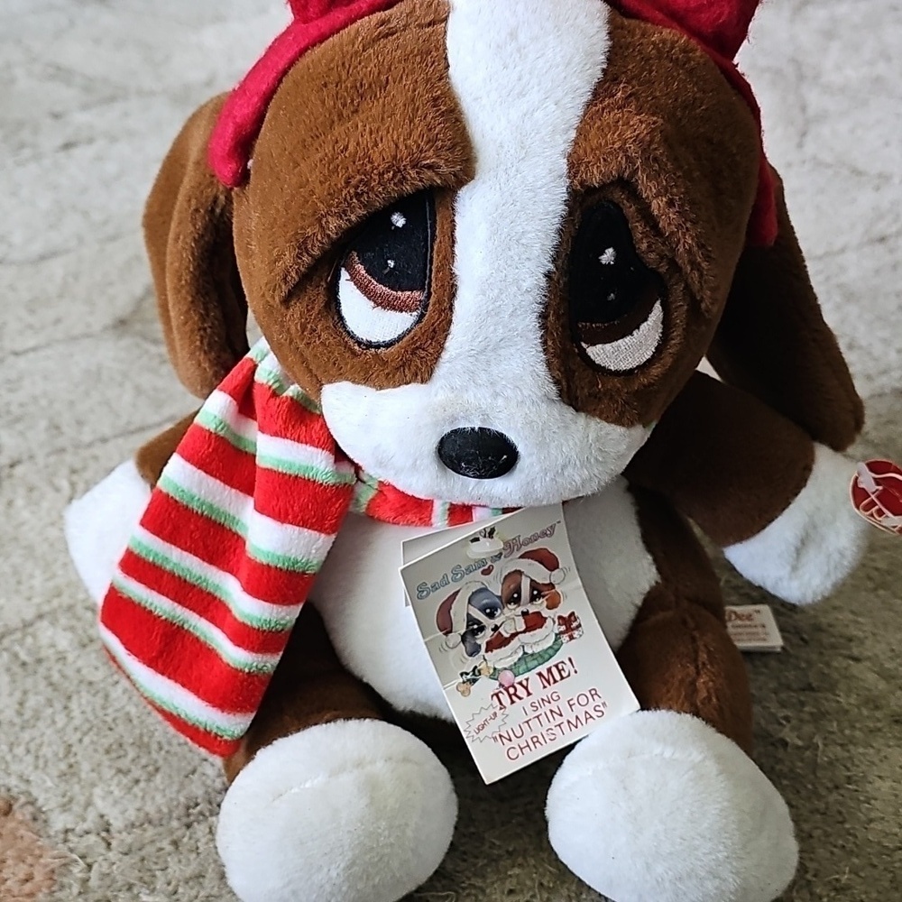 DanDee Sad Sam & Honey Animated Singing Christmas Santa Dog Plush 19 Inch - Picture 2 of 2